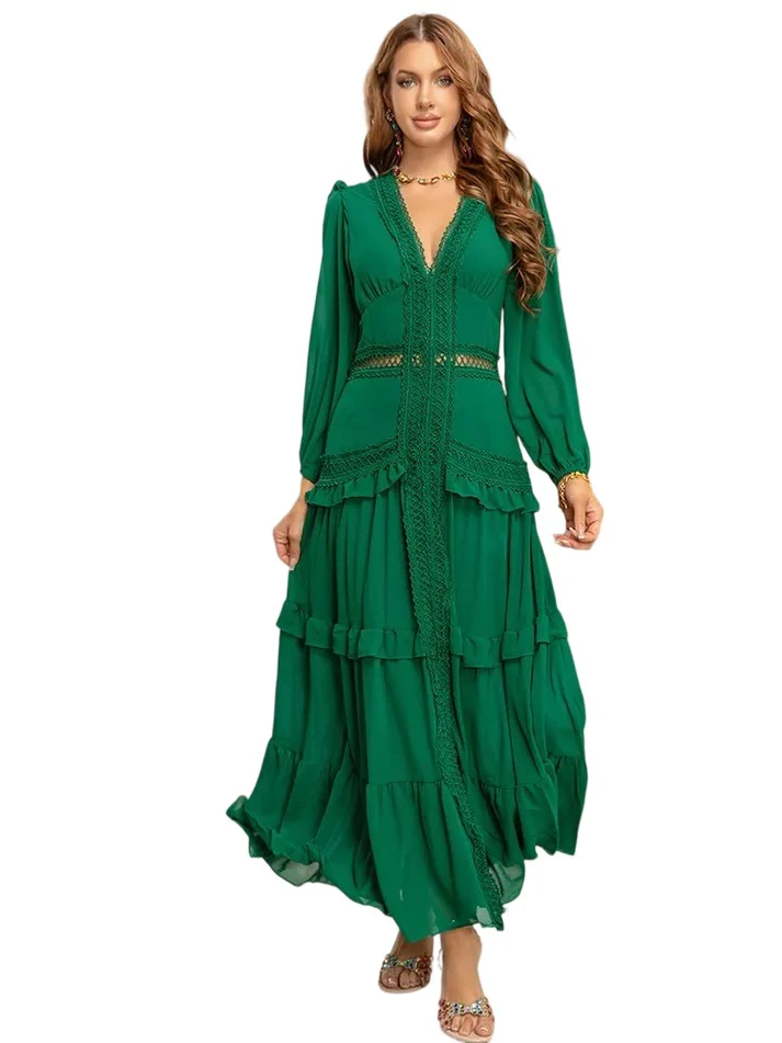 Solid color V-neck dress with waist design