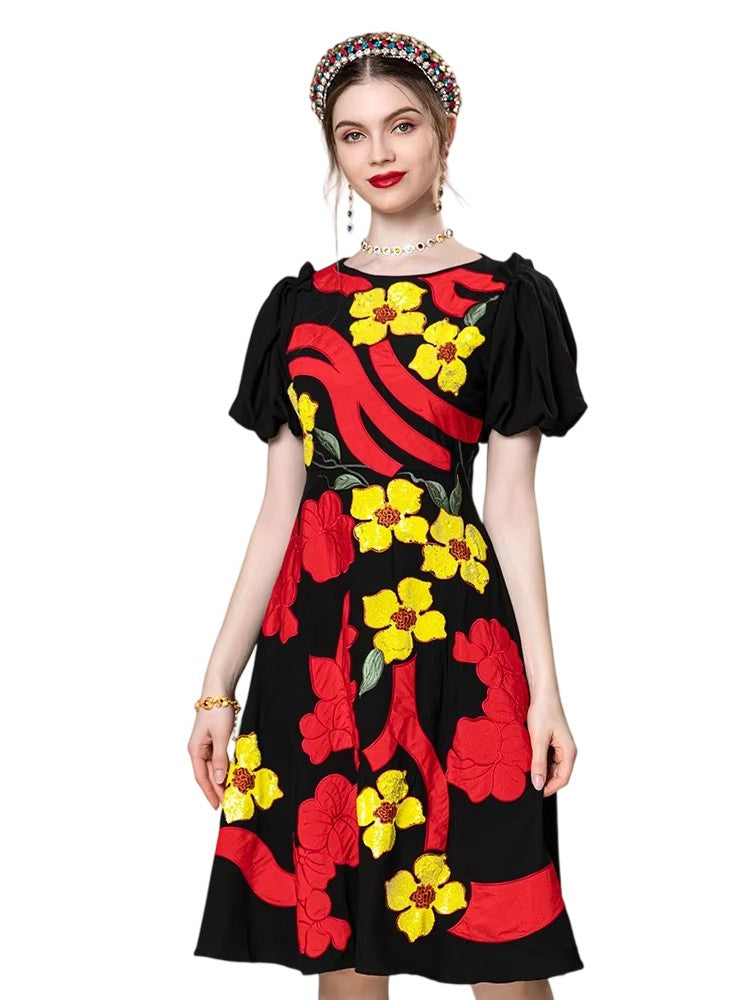 Short-sleeved embroidered sequined slim-fit dress